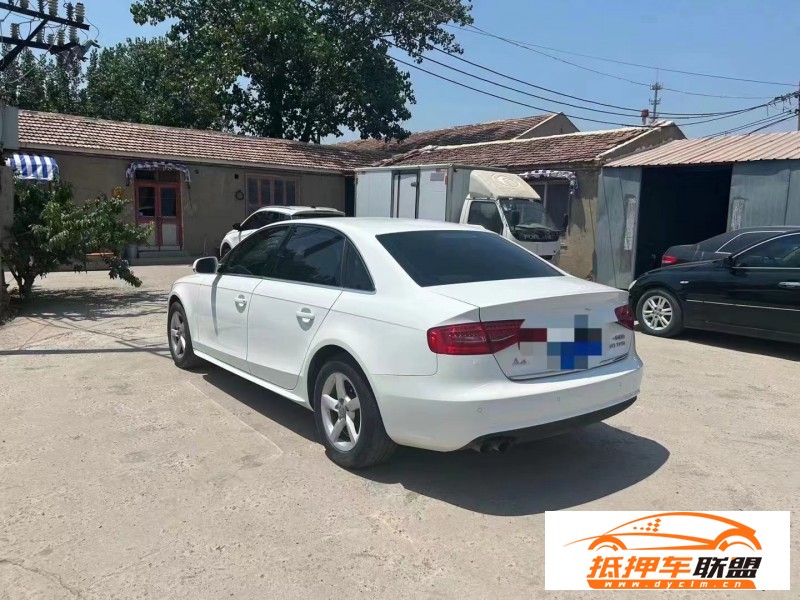  16年奧迪A4轎車 