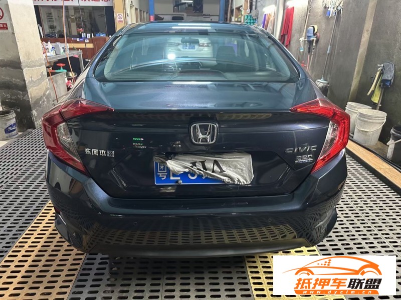  21年本田思域轎車 