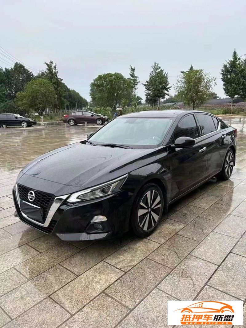  22年日產(chǎn)天籟轎車 