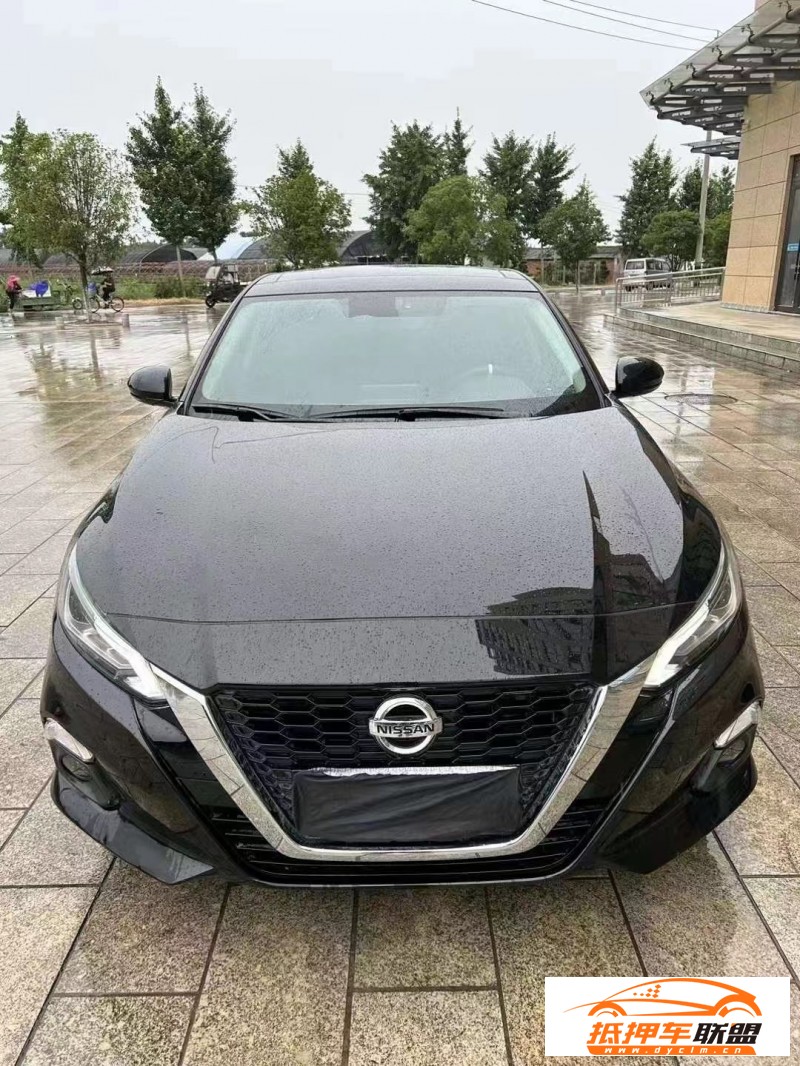  22年日產(chǎn)天籟轎車 