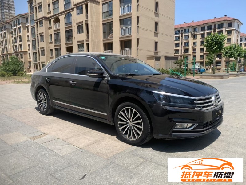 17年大眾帕薩特轎車 