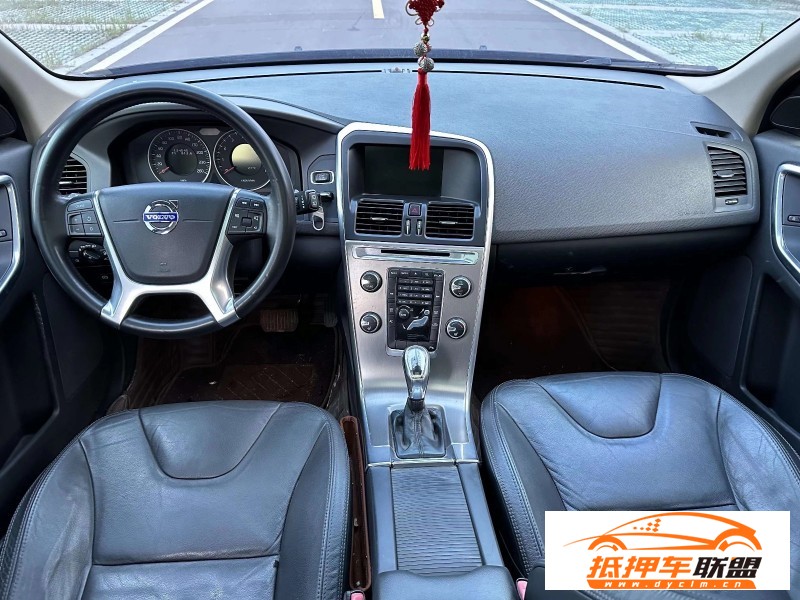  13年沃爾沃XC60SUV 