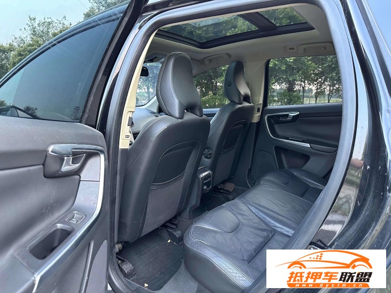  13年沃爾沃XC60SUV 