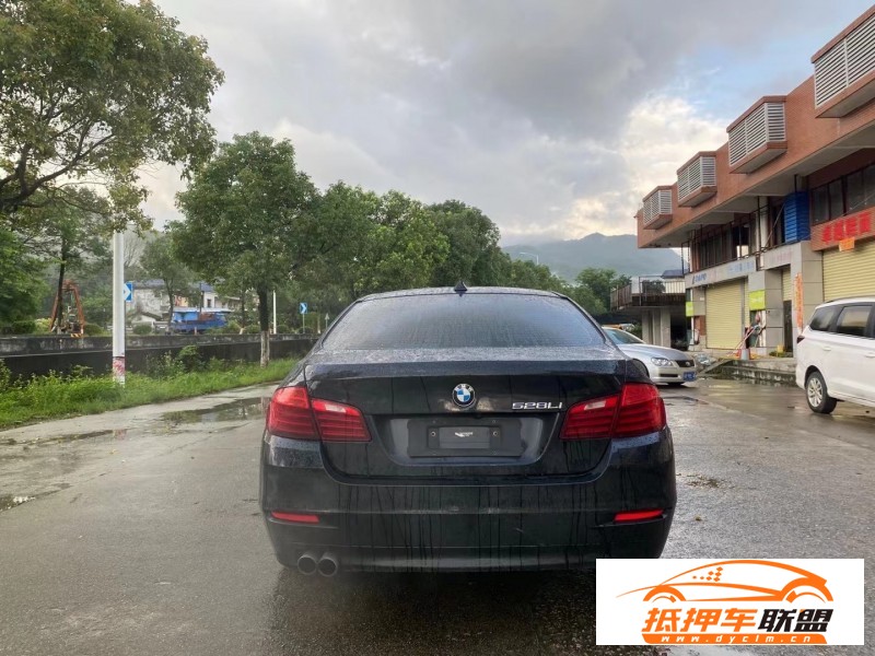  16年寶馬5系轎車 