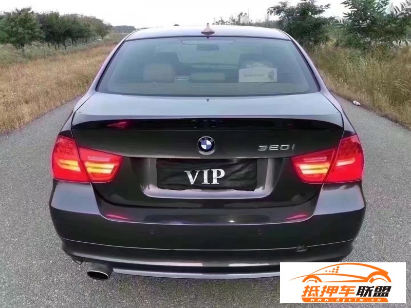  10年寶馬3系轎車 