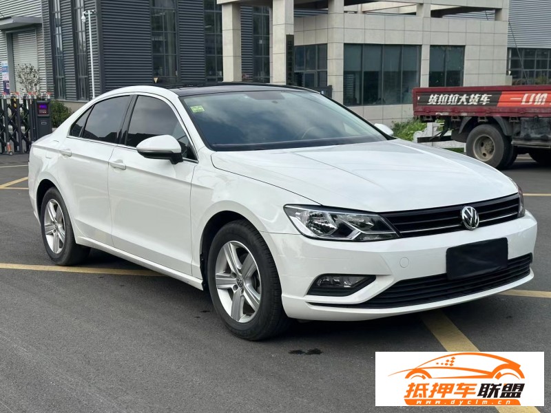 18年大眾凌渡轎車 