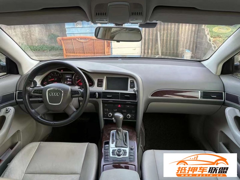  12年奧迪A6轎車 