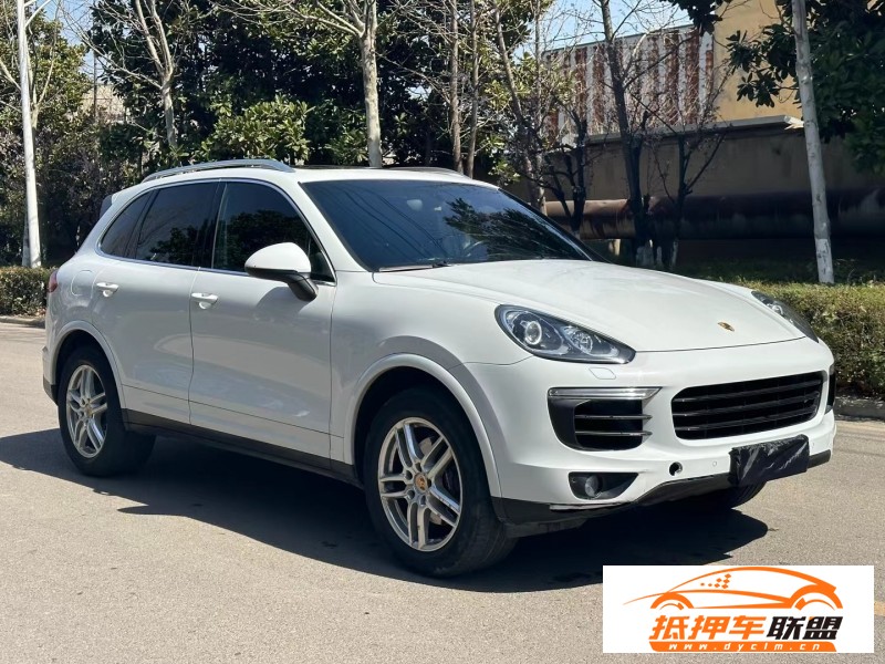  18年保時(shí)捷卡宴SUV 