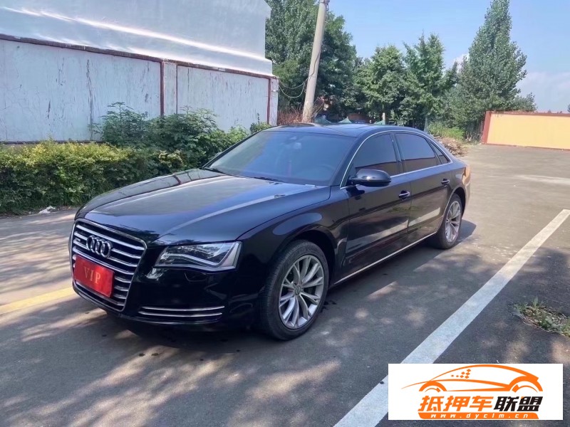  14年奧迪S8轎車 