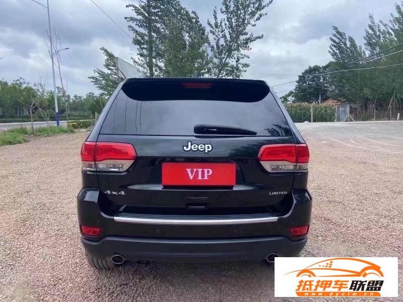 17年Jeep大切諾基SUV 