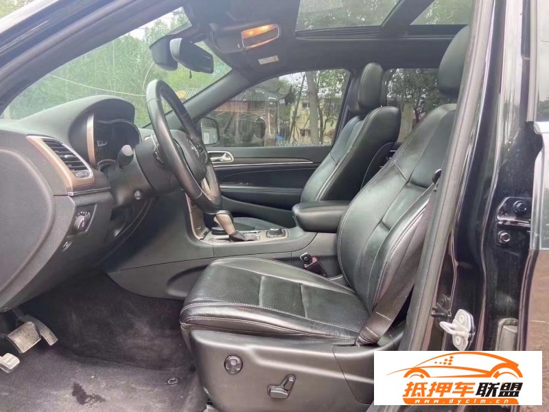  17年Jeep大切諾基SUV 