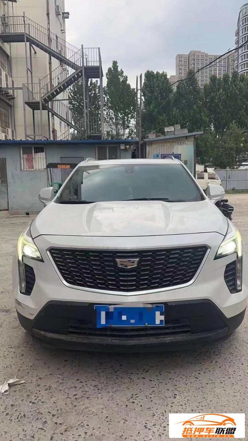  20年凱迪拉克XT4轎車 