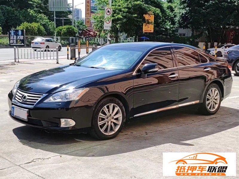  12年雷克薩斯ES轎車 
