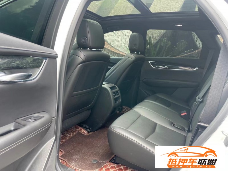  21年凱迪拉克XT5轎車 