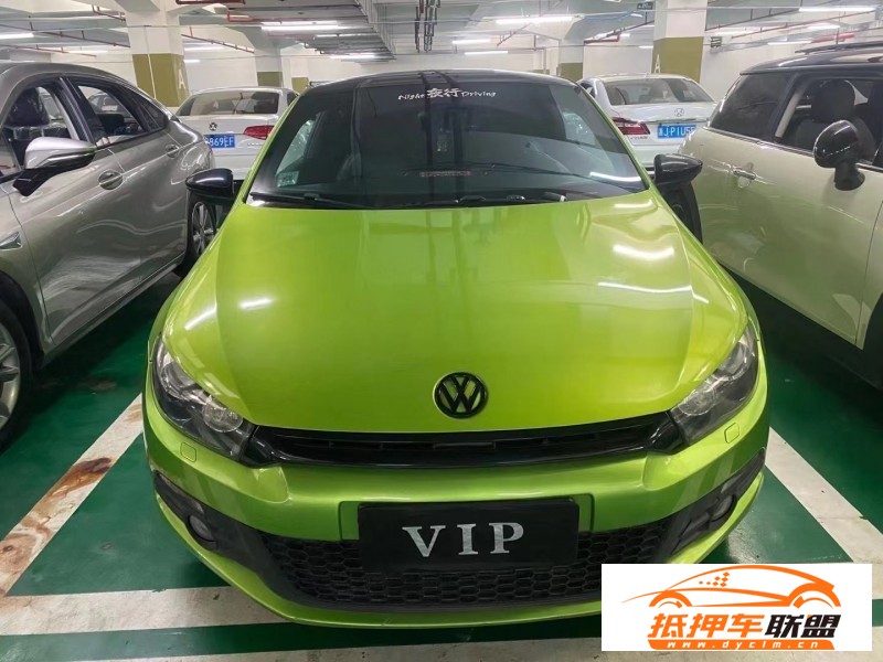  12年大眾尚酷轎車 