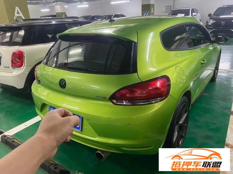  12年大眾尚酷轎車 
