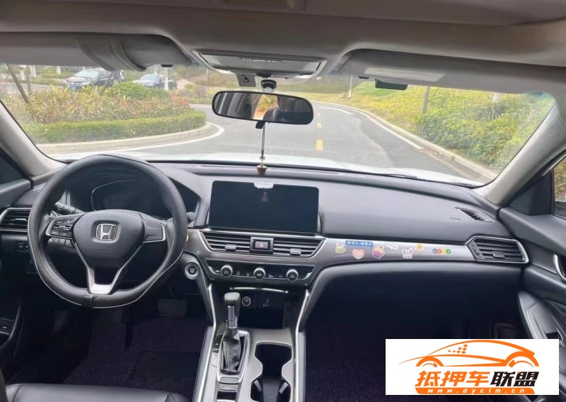  22年本田雅閣轎車 