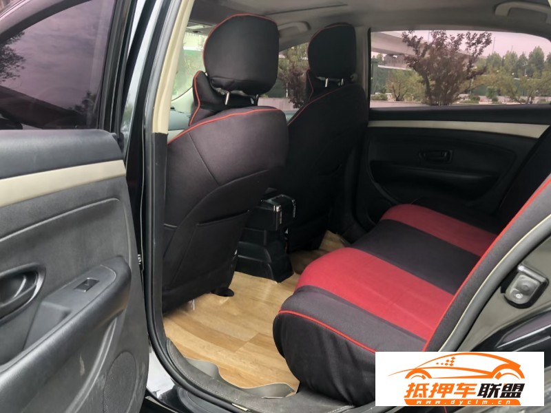  18年日產(chǎn)軒逸轎車 