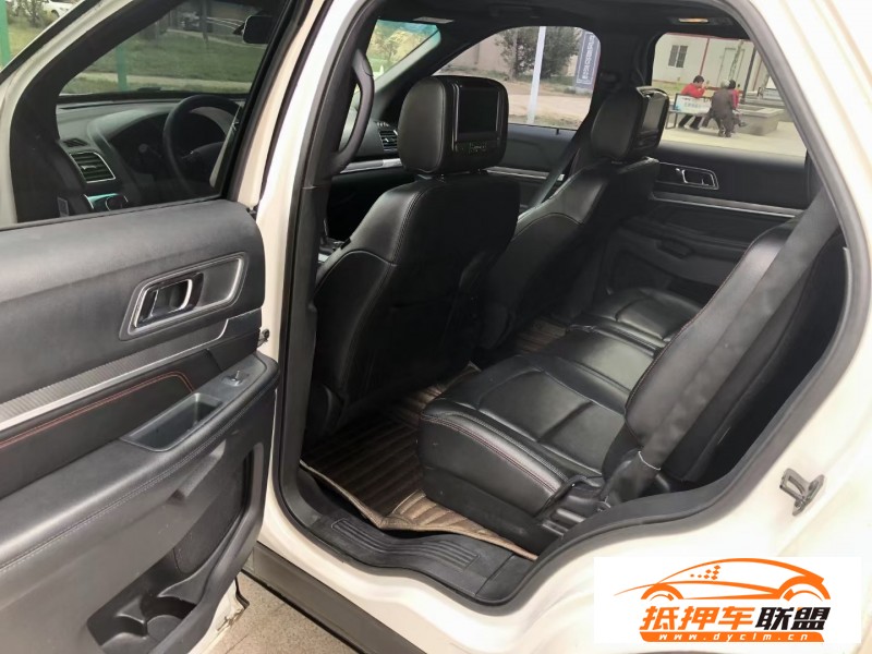  16年福特探險(xiǎn)者SUV 