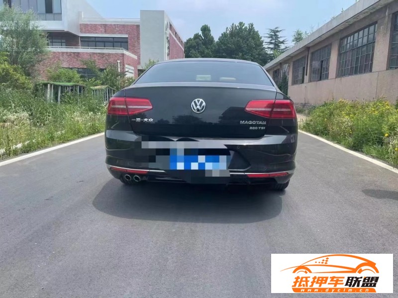  17年大眾邁騰轎車 