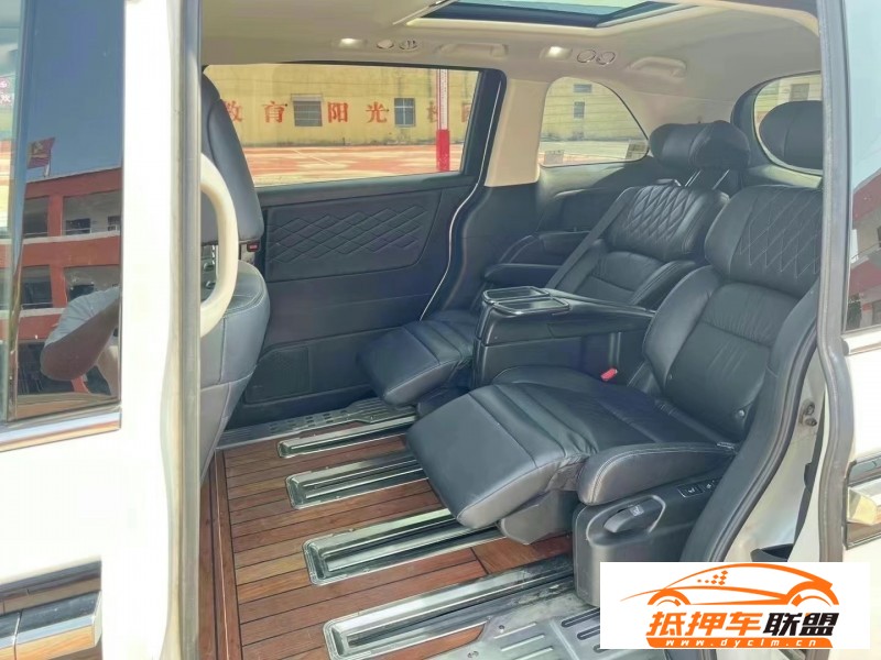  21年本田艾力紳轎車 