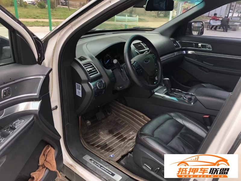  16年福特探險(xiǎn)者SUV 