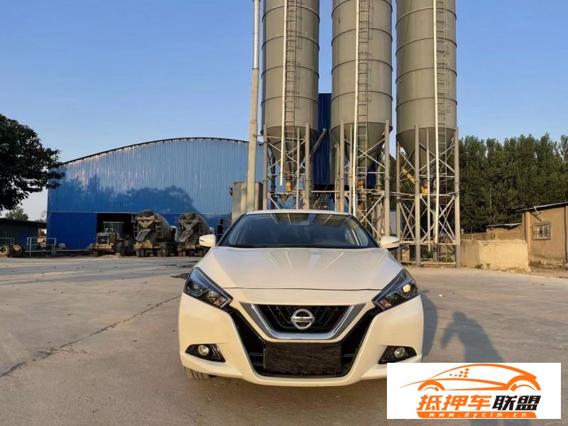  20年日產(chǎn)藍(lán)鳥轎車 
