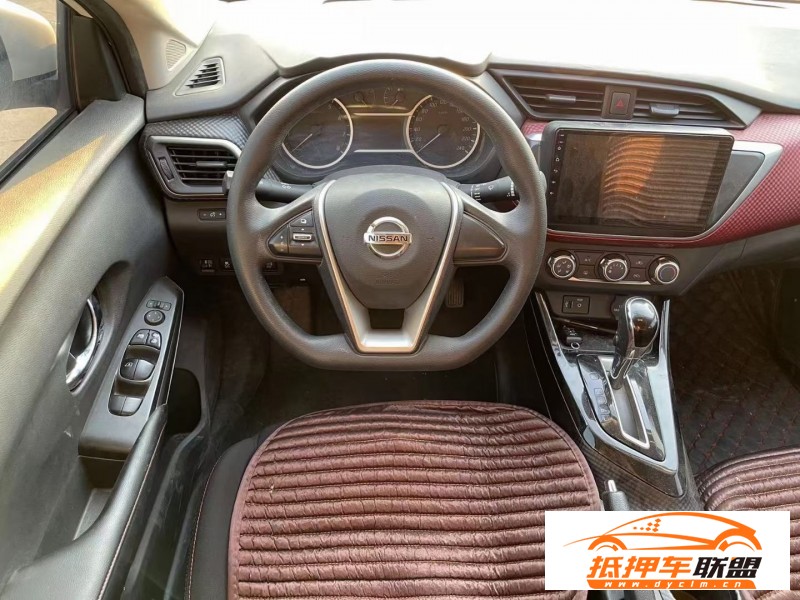  20年日產(chǎn)藍(lán)鳥轎車 