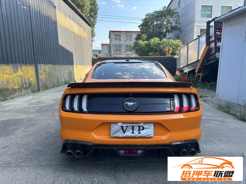  19年福特野馬轎車 