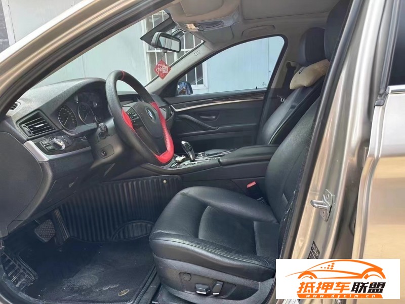  13年寶馬5系轎車 