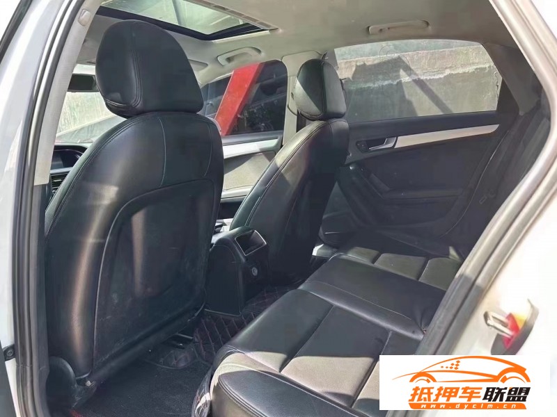  14年奧迪A4L轎車 