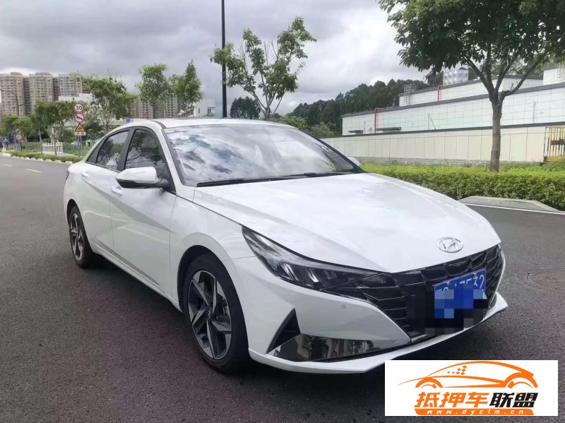  23年現(xiàn)代伊蘭特轎車 