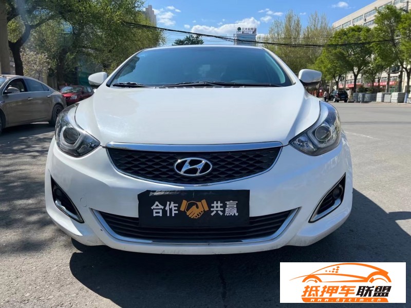  17年現(xiàn)代朗動(dòng)轎車 