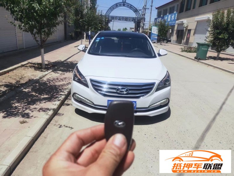  15年現(xiàn)代名圖轎車 
