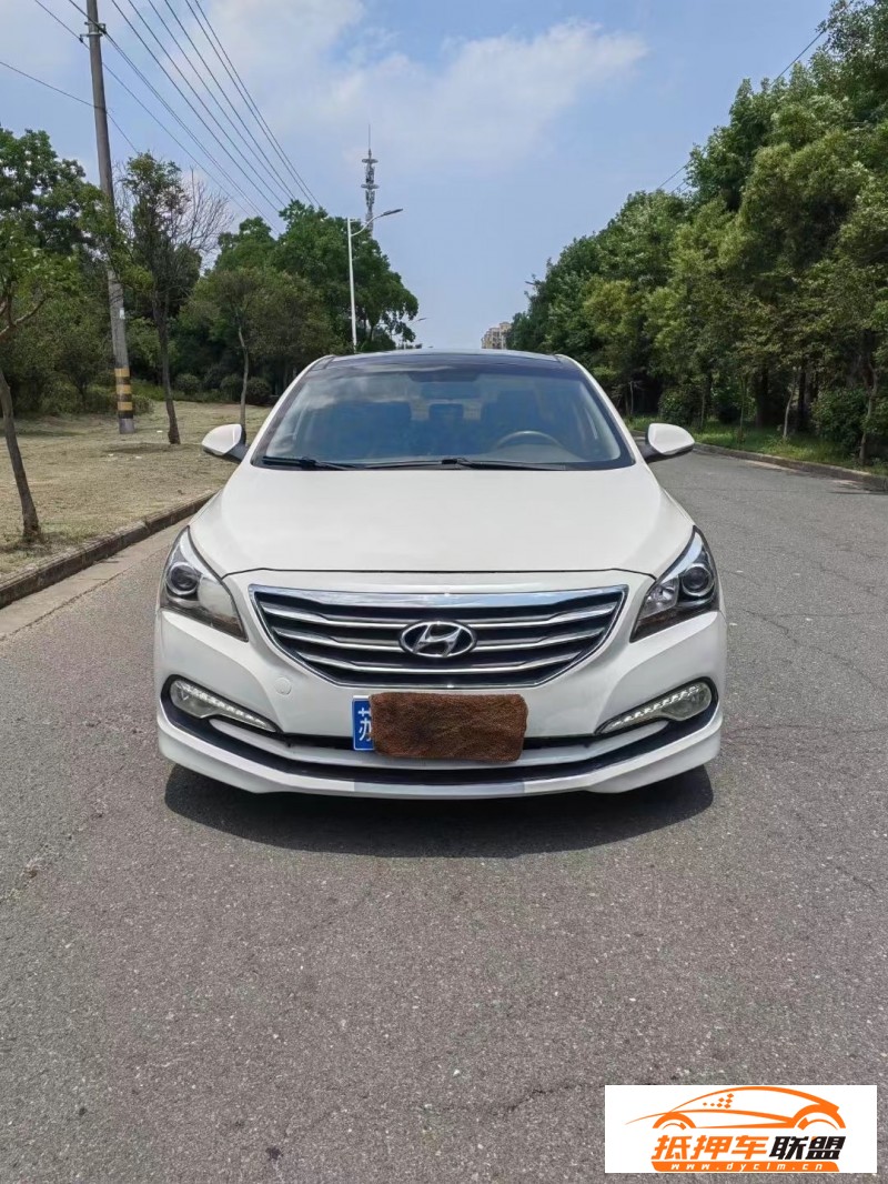 15年現(xiàn)代名圖轎車 