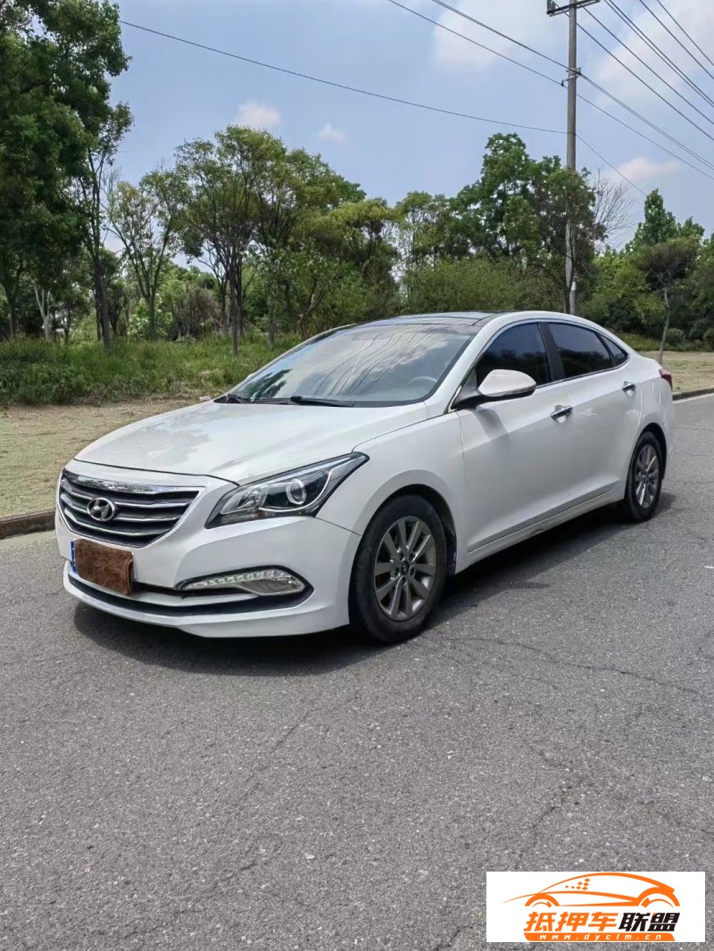  15年現(xiàn)代名圖轎車 