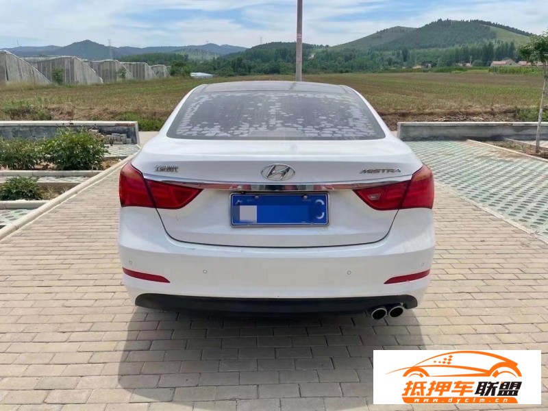  15年現(xiàn)代名圖轎車 