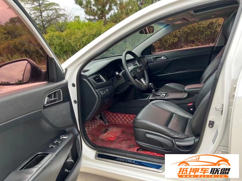  15年現(xiàn)代名圖轎車 