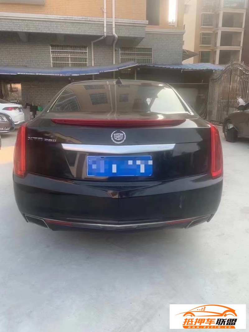  15年凱迪拉克XTS轎車 