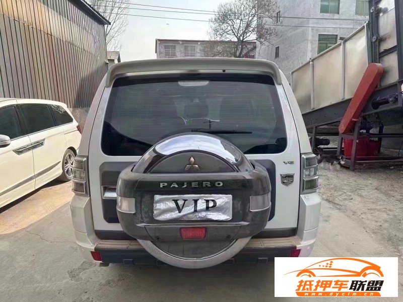  19年三菱帕杰羅SUV 