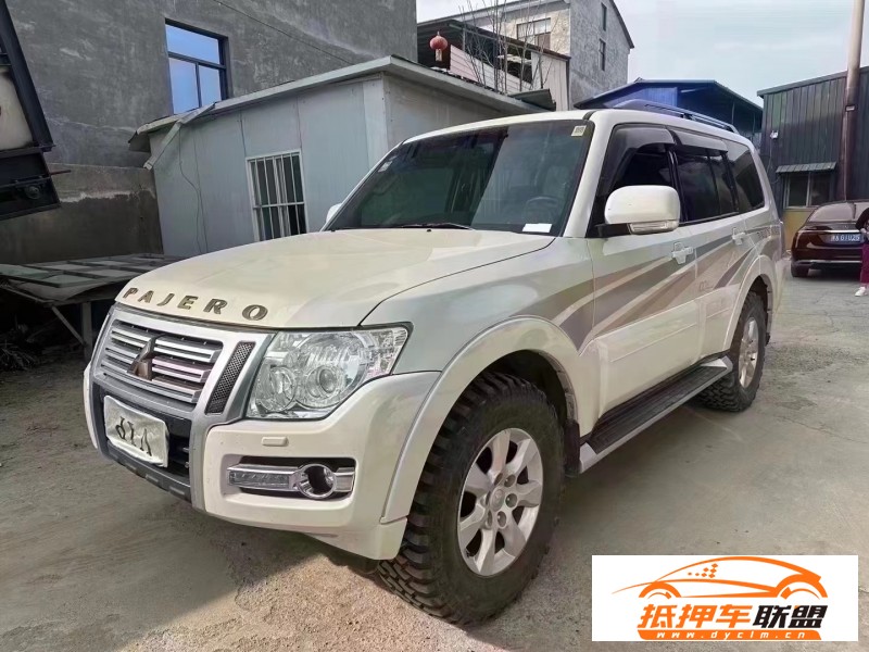  19年三菱帕杰羅SUV 