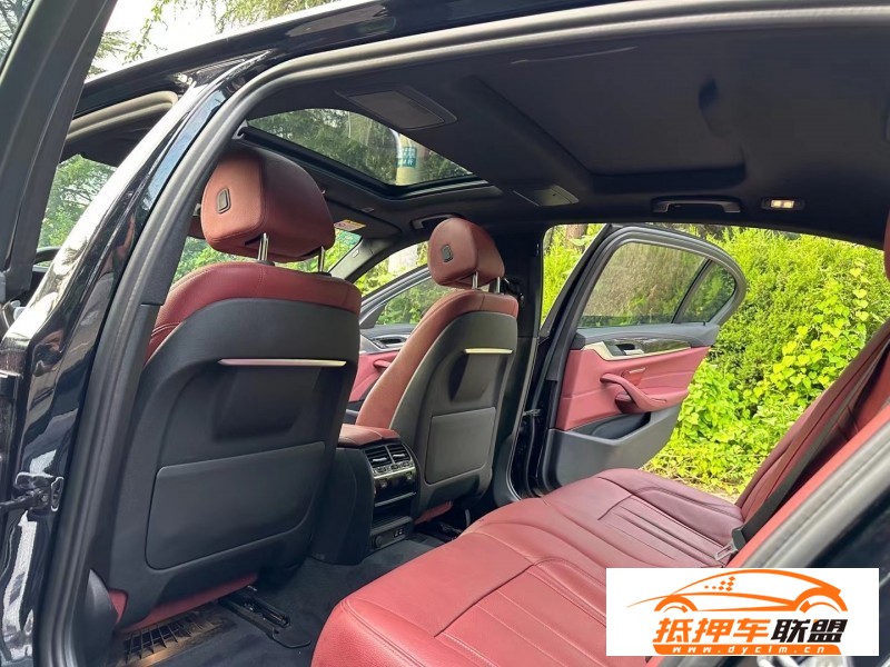  20年寶馬5系轎車(chē) 
