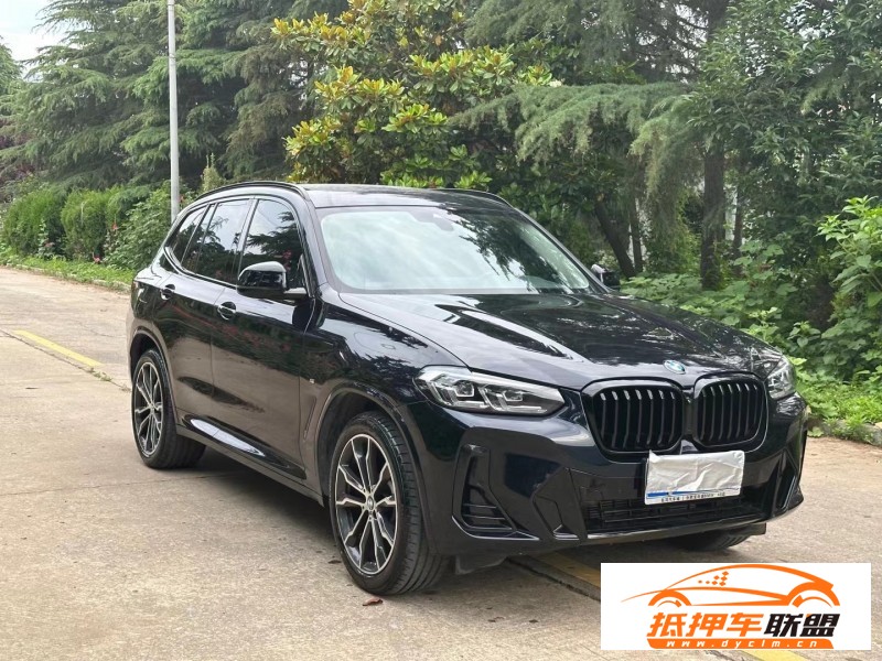  22年寶馬X3轎車 