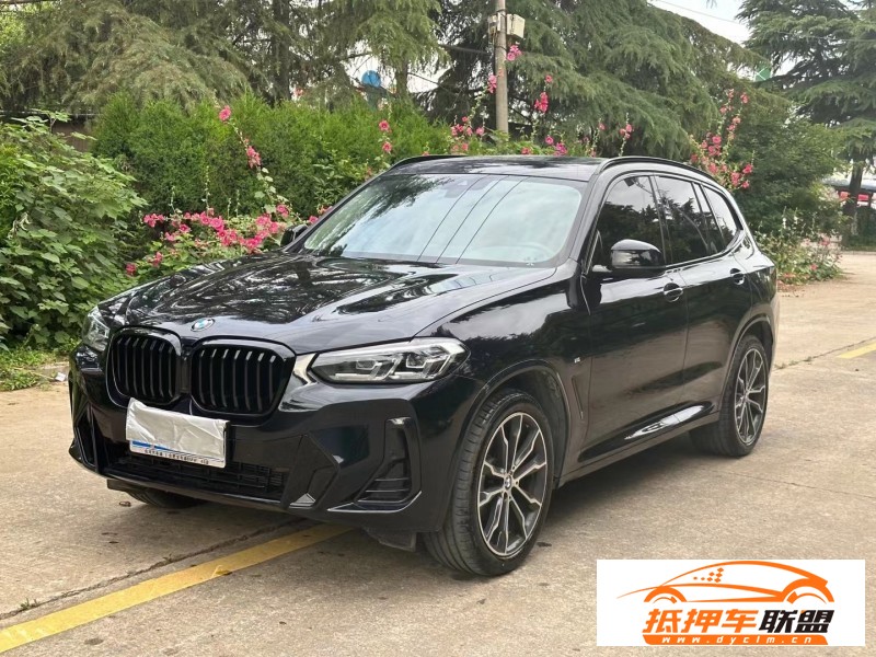  22年寶馬X3轎車 