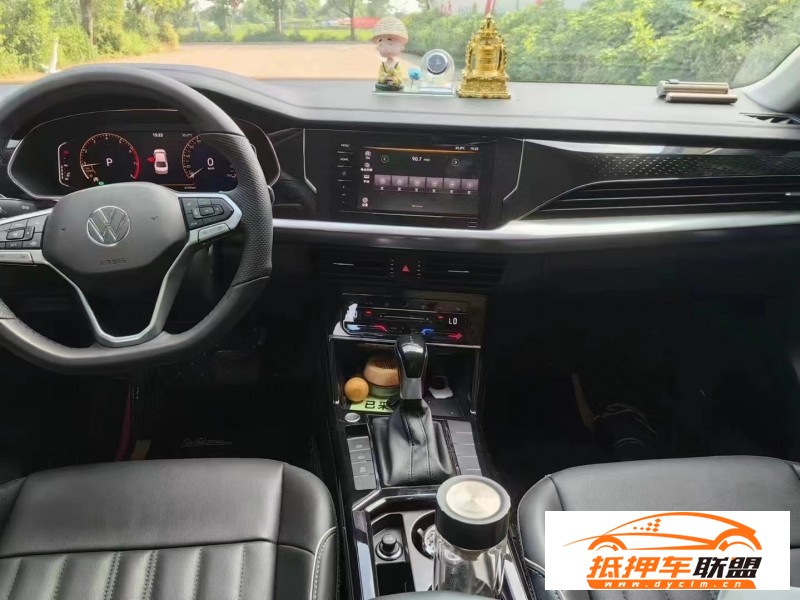  22年大眾帕薩特轎車 