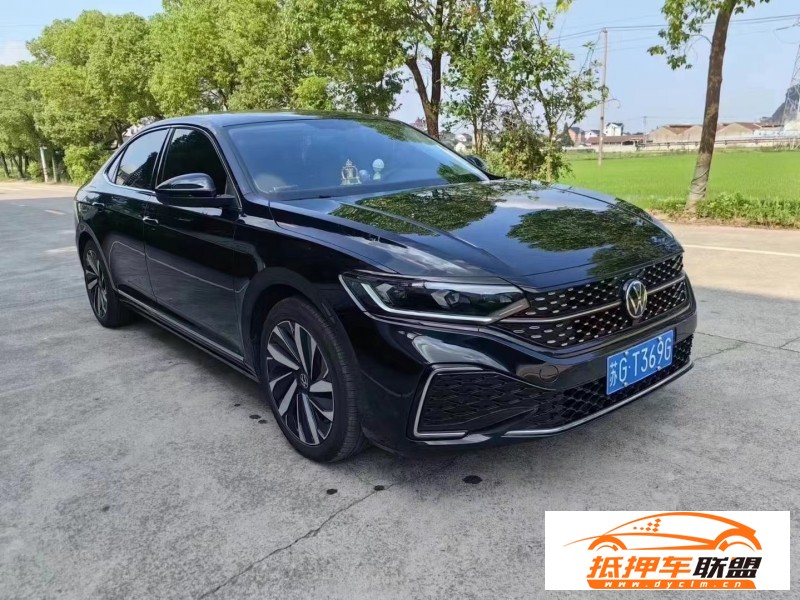  22年大眾帕薩特轎車 