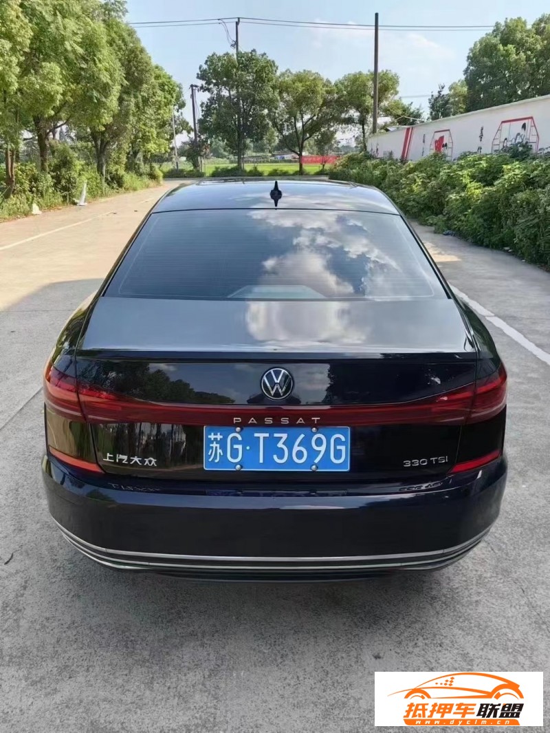 22年大眾帕薩特轎車 