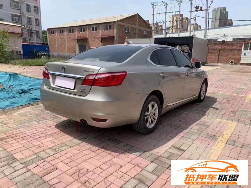  16年長(zhǎng)安睿騁轎車(chē) 