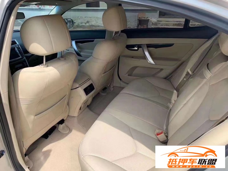  16年長(zhǎng)安睿騁轎車(chē) 