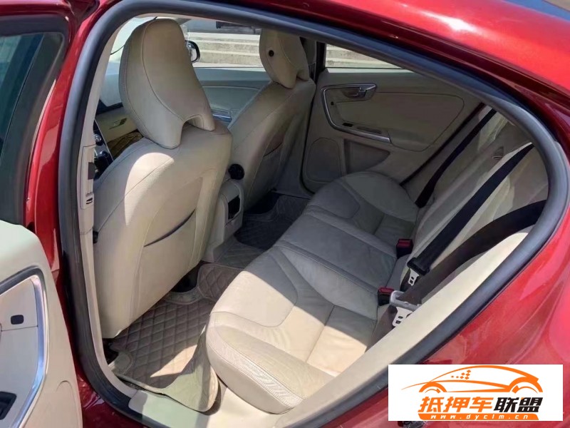  11年沃爾沃S60轎車 